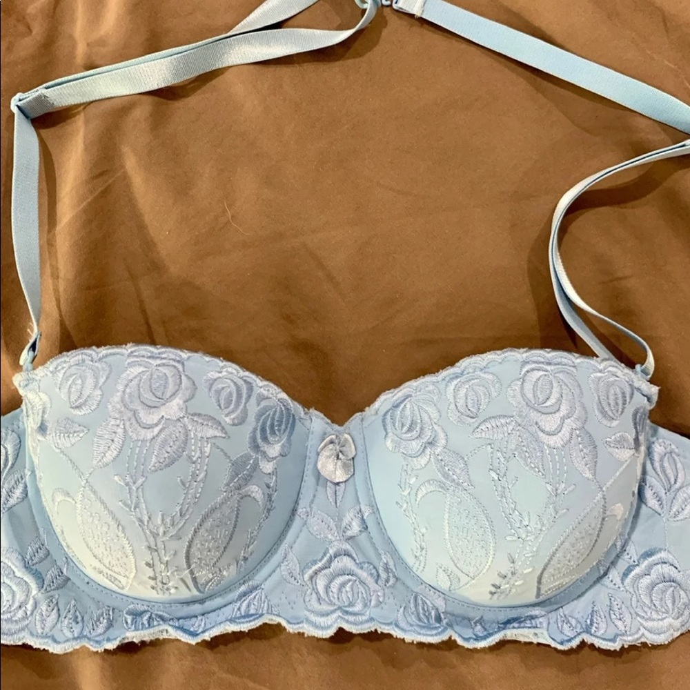 34 C bra with adjustable straps